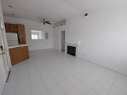 Photo - 154 California Ct