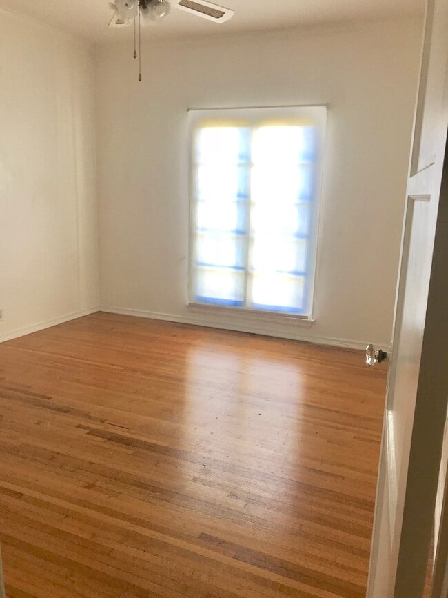 Photo - 1426 Alvira St Unit 1426