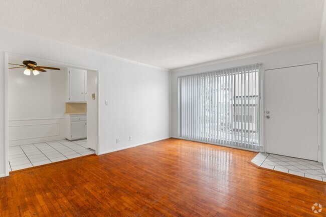 Building Photo - 3888 Potomac Ave Rental