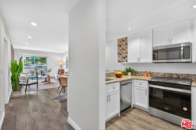 Photo - 1125 Pico Blvd Unit 103