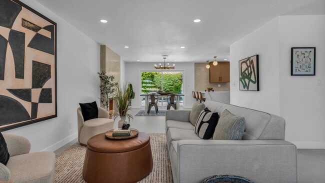 Photo - 1111 S San Joaquin Dr
