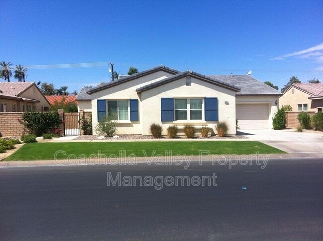 Photo - 43341 Parkway Esplanade W