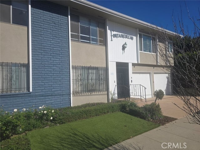 Building Photo - 1525 2nd St Unit 12