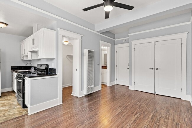 Photo - 138 Elm Ave Apartment Unit 04