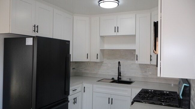 Photo - FOR RENT 2 Bedrooms 1 bath apartment in San Ysidro FOR RENT Unit A