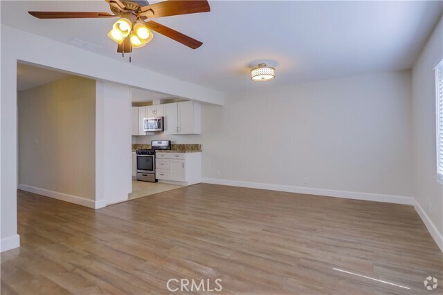 Building Photo - 142 W Escalones Unit 7 Rental