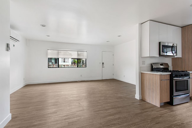 Photo - 1949 Park Grove Ave Unit 7