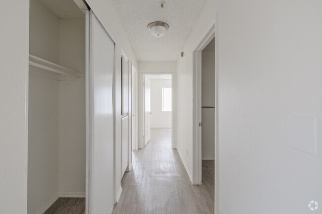 Photo - Evergreen Apartments