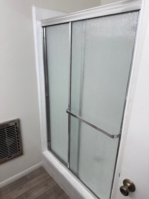 Bathroom 2 shower - 1440 Barry Ave Unit 1