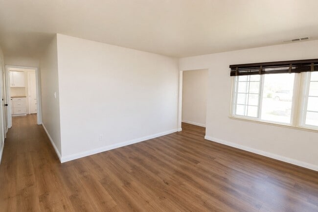 Photo - OWNER REMODEL - STUDENT RENTAL NEAR CAMPUS – HUGE DISCOUNT + ONE MONTH FREE!