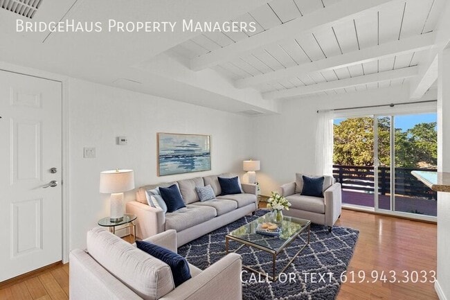 Photo - 4263 Mentone St