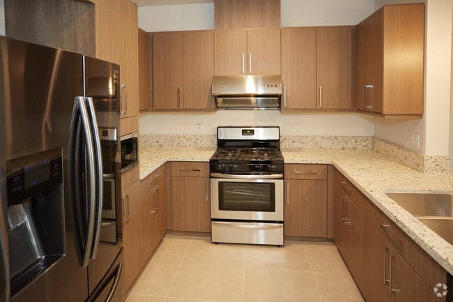 2BR, 3BA, Loft- 1392 - Brookhurst Place - I