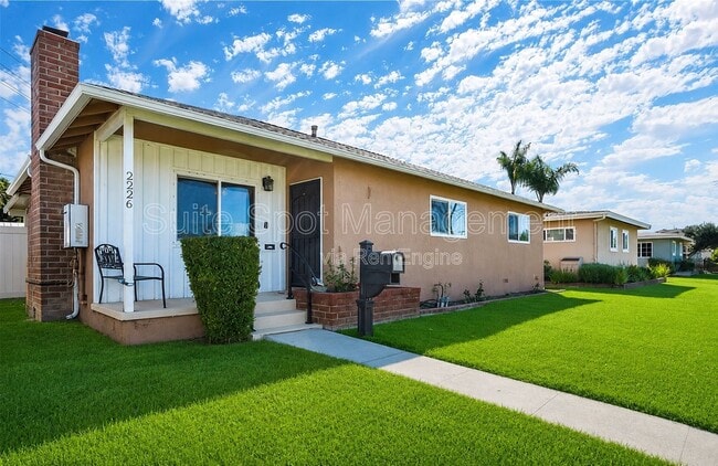 Building Photo - 2226 Conquista Ave Unit 2226