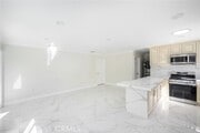 Photo - 592 South St