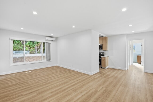 Building Photo - 4321 Saugus Ave