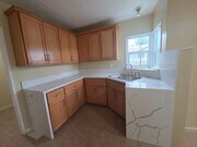 Photo - 557 W Oldfield St