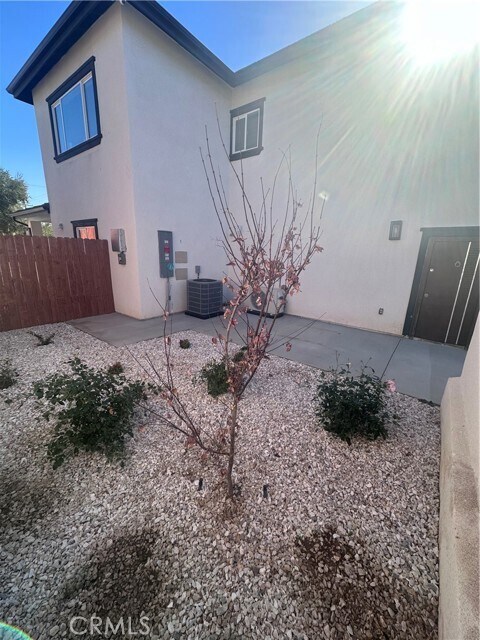 Photo - 7807 Mission Blvd