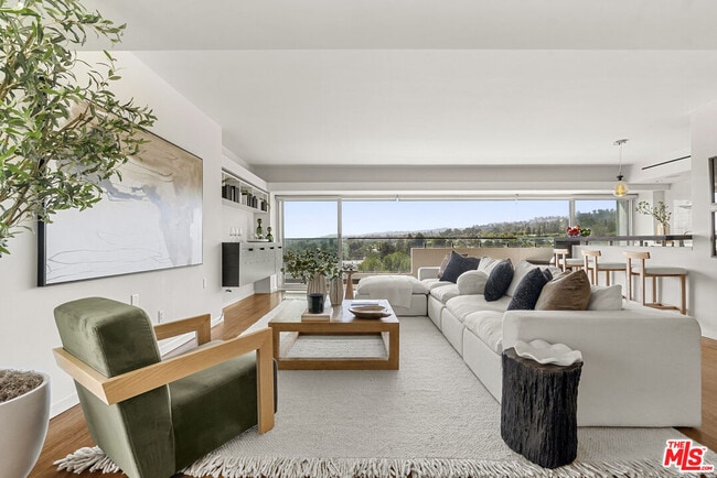 Photo - 838 N Doheny Dr Unit 1001