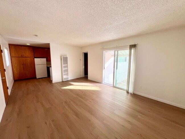 Photo - Charming 1-Bedroom Apartment in Prime Paci...