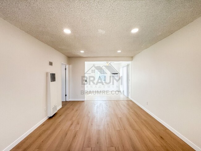 Building Photo - 19401 Haynes St