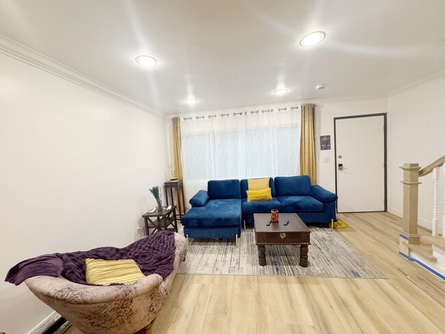 Photo - 3512 Pacific Ave Townhome
