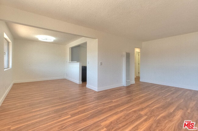 Photo - 8468 S Halldale Ave