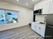 Photo - 1847 Winona Blvd Unit 27