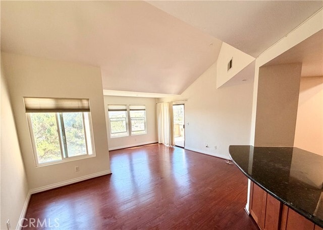 Building Photo - 1040 Calle Del Cerro Unit 104