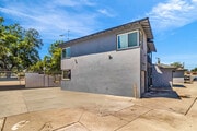 Photo - 1121 N Mayfield Ave Apartments Unit 1121