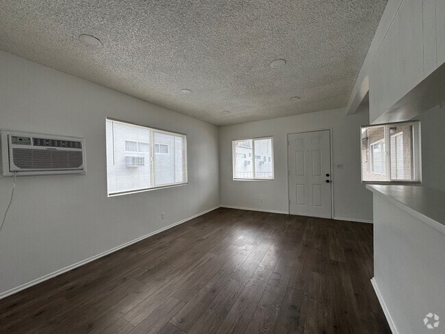 Building Photo - 235 &amp; 237 W. Tujunga Ave. Rental