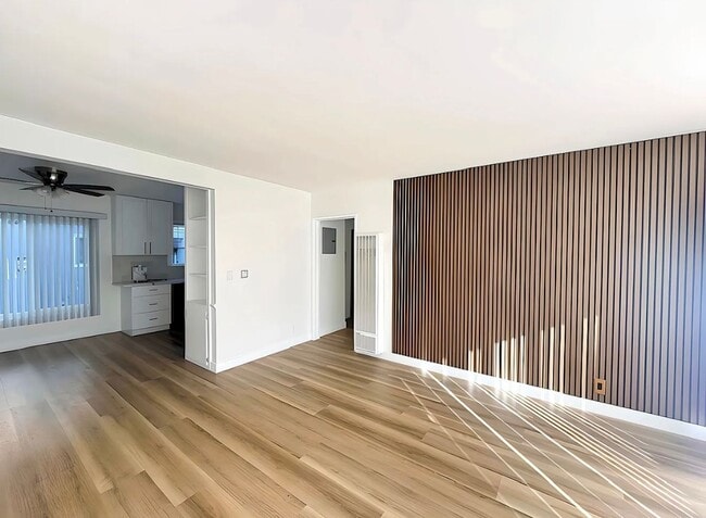 Building Photo - 4462 Murietta Ave