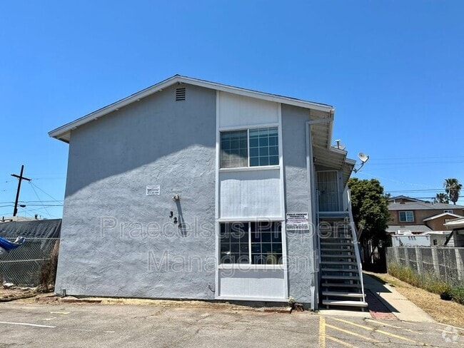 Building Photo - 324 Zenith St Unit 4 Rental