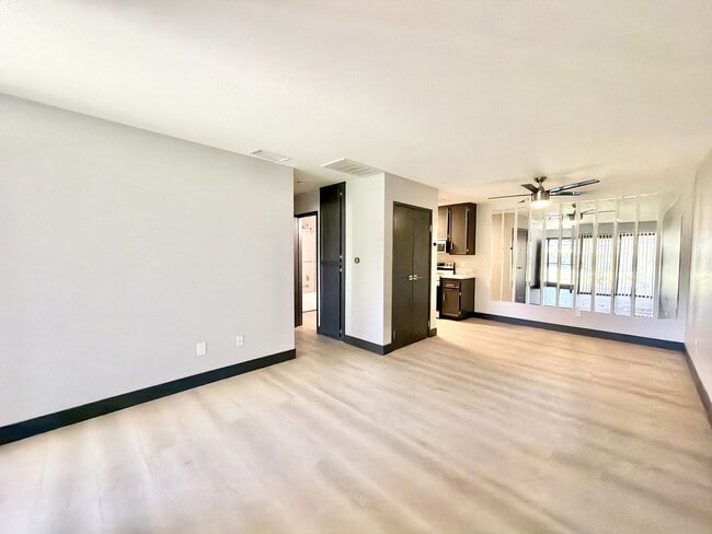 Photo - AVAILABLE NOW!! GORGEOUS 1 Bedroom 1 Bathroom - First Floor Condo in Palm Springs!!