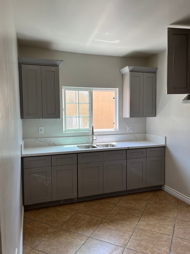 Photo - 1012 N Ditman Ave House