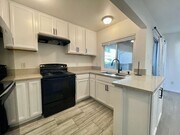 Photo - 1 Bed/1 Bath Condo With Bonus Room Unit #I