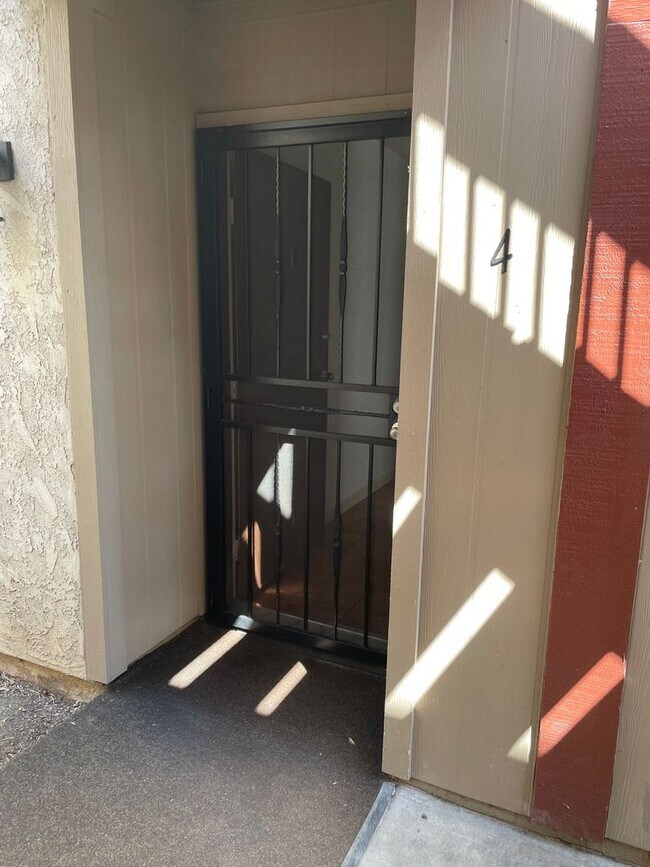 Photo - Bright and Charming 3 Bedroom 2 Bath Condo... Unit 4