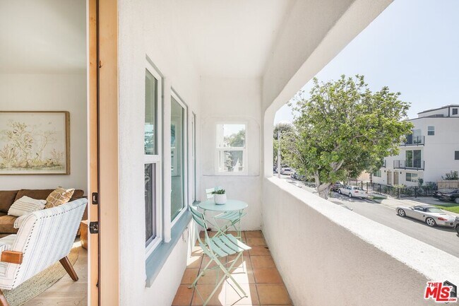 Photo - 5847 1/2 Ernest Ave