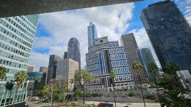 Photo - 1026 Ingraham St Unit 305