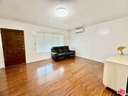 Photo - 2328 Pine St