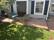 Photo - 1444 Yale St