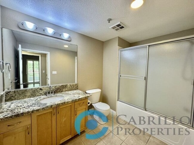 Photo - 1240 India St Unit 321