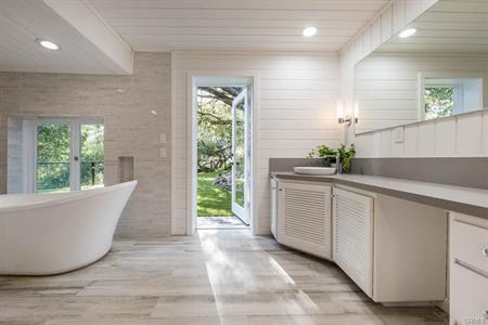 Photo - 21670 Encina Rd