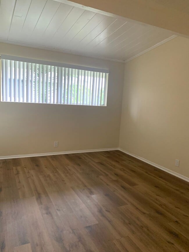 Photo - 2bd condo unit- for lease in Marvista $3000 Unit 10