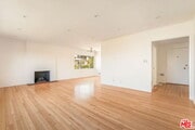 Photo - 2535 Ivanhoe Dr House