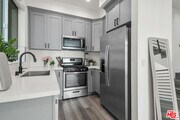 Photo - 1255 N Gower St Townhome