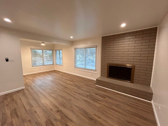 Photo - 701 S Osage Ave Unit 3