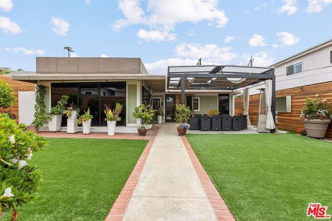 Photo - 516 1/2 Hill Street Unit