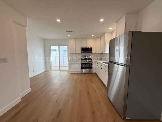 Photo - 607 Lemon Way Unit B