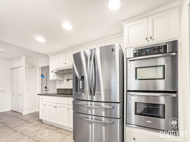 Photo - $3,150 FREE RENT | Stunning 5Bd/3.5Ba Home in Laguna Hills w/ Pool & Elevator