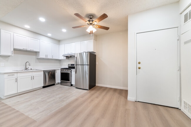 Photo - 1138 Grand View S St Unit 101